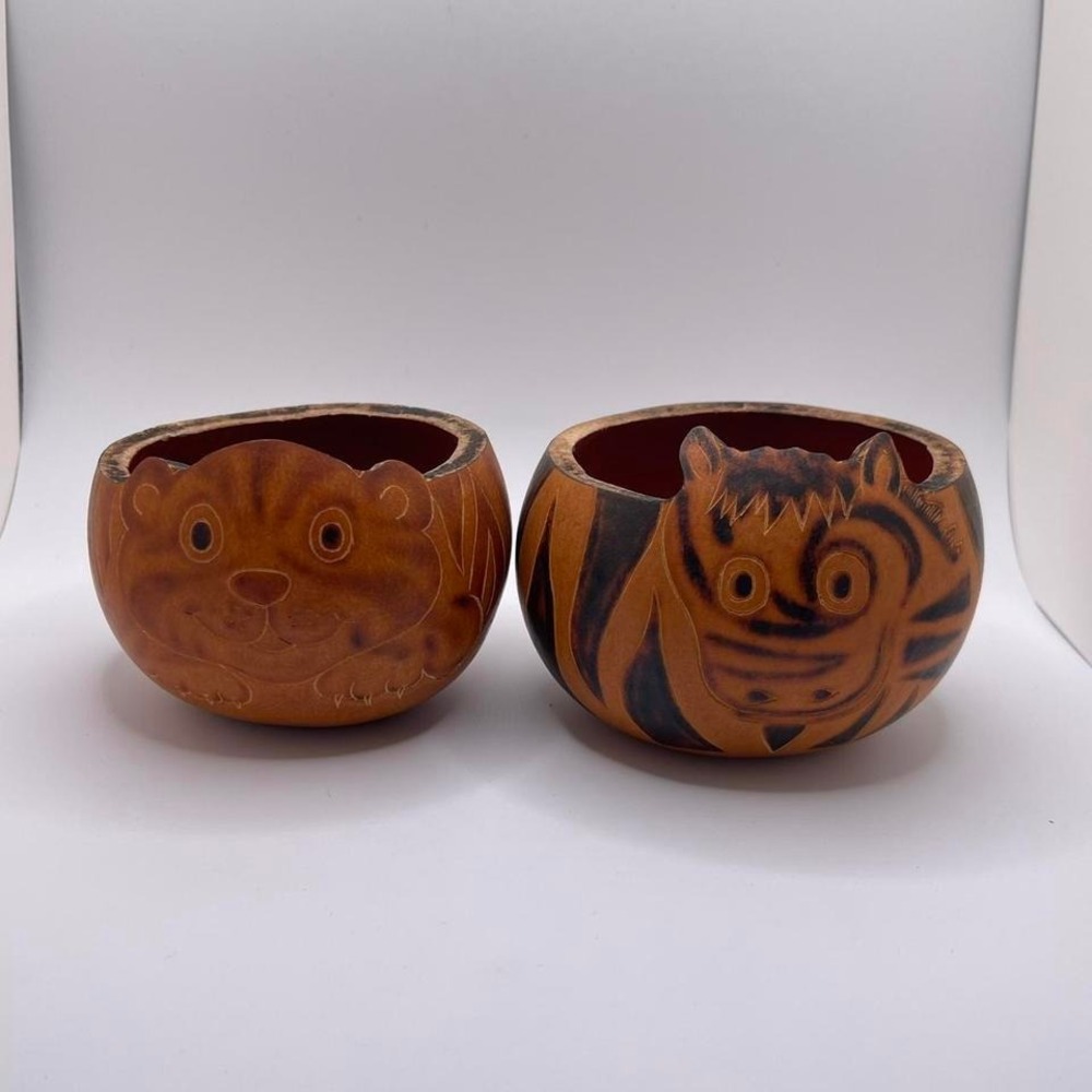 VTG 70s Folk Art Decor Gourd Bowl Pair‎ Peru Handmade Retro Primitive Trinket